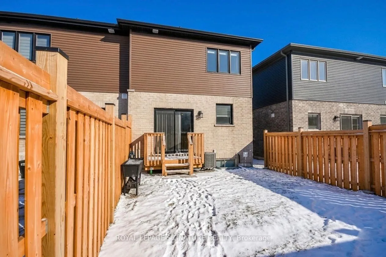 Photo 33 of 23 Turnberry Lane, Barrie, Painswick South — HOMEH