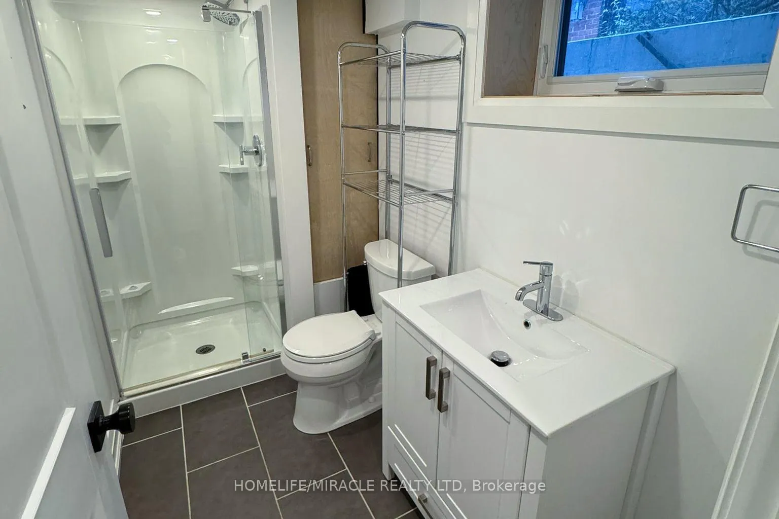 Photo 6 of Unit lower, 231 Mount Albion Road, Hamilton, Red Hill — HOMEH