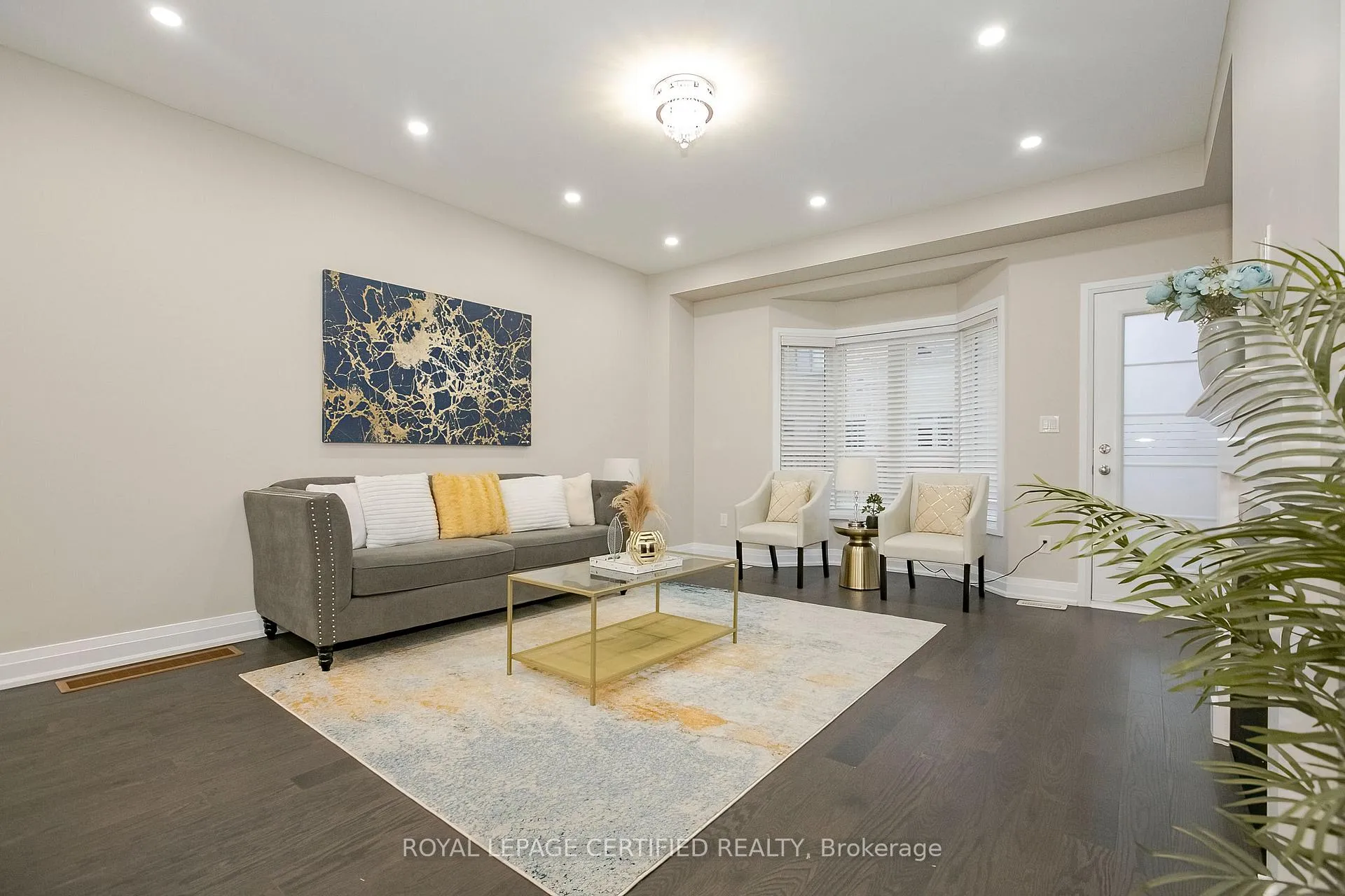 Photo 8 of 32 Dalbeattie Drive, Brampton, Bram West — HOMEH