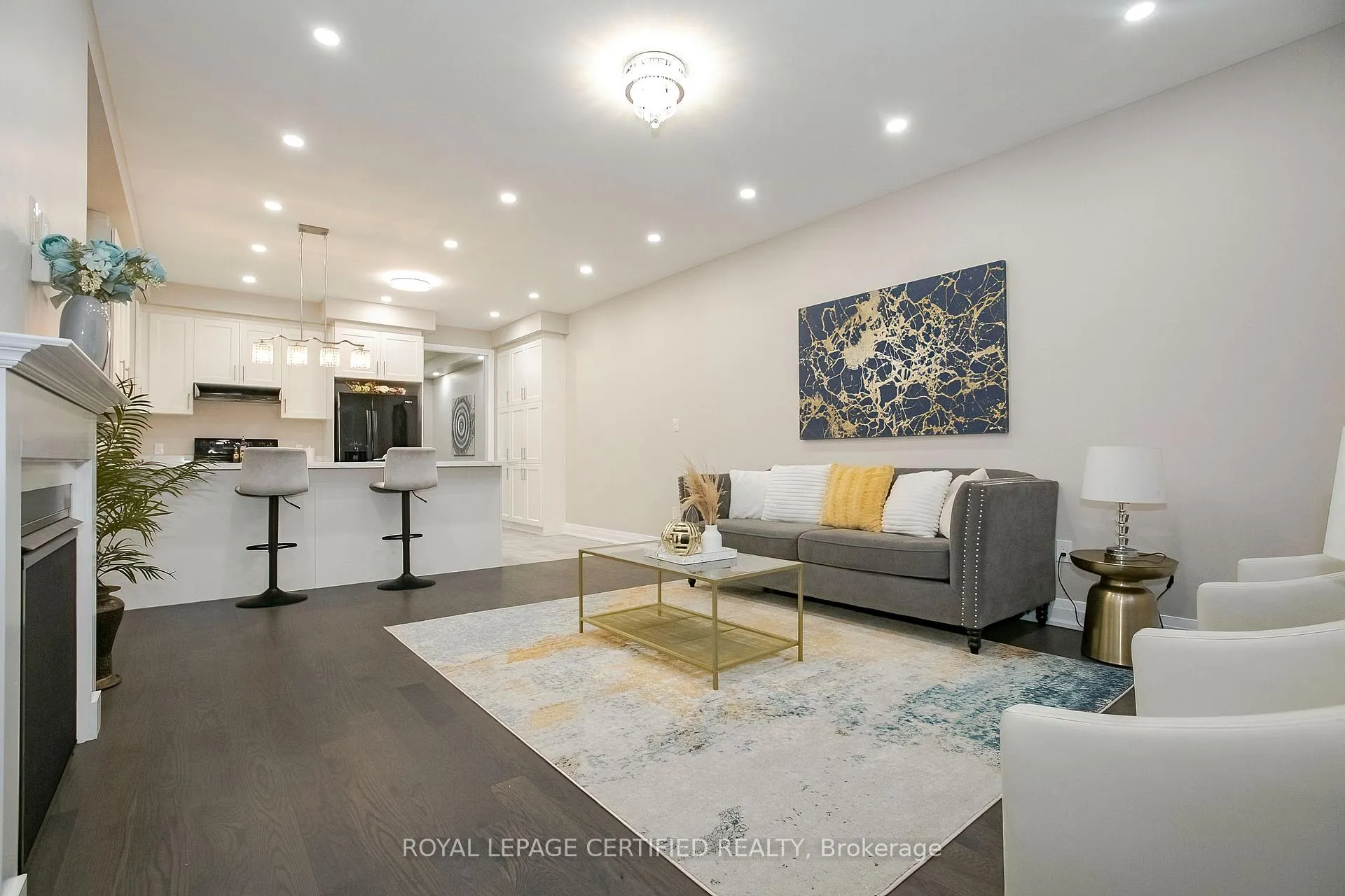 Photo 9 of 32 Dalbeattie Drive, Brampton, Bram West — HOMEH