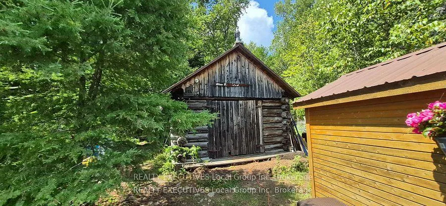 Photo 4 of 855 Lake Temagami Island, Temagami — HOMEH