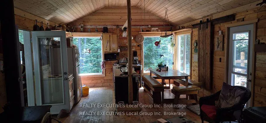 Photo 10 of 855 Lake Temagami Island, Temagami — HOMEH