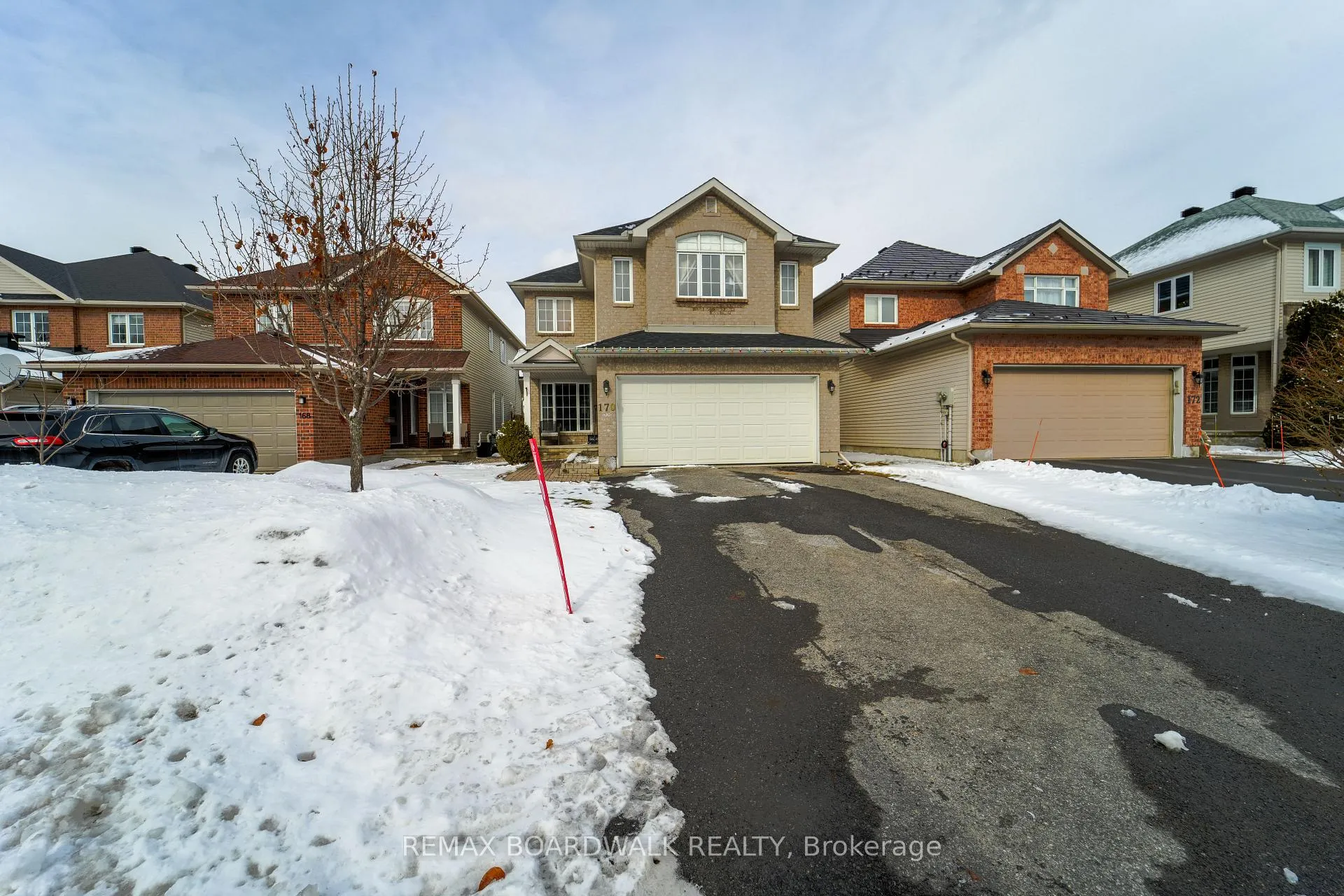 Front of 170 Bridlewood Drive