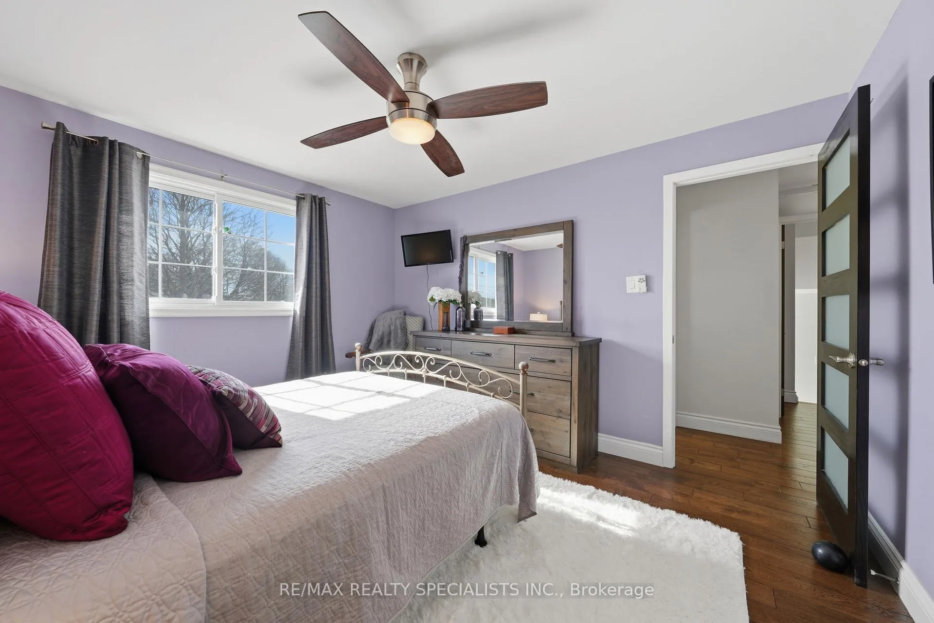 Photo 21 of 4 Uplands Court, Halton Hills, Georgetown — HOMEH