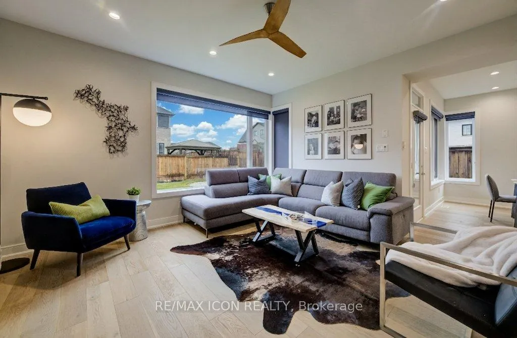 Photo 4 of 204 Carriage Way, Waterloo, University Downs — HOMEH