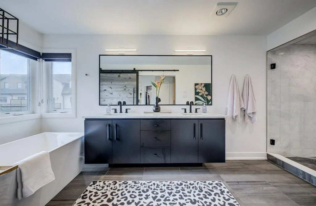 Photo 5 of 204 Carriage Way, Waterloo, University Downs — HOMEH