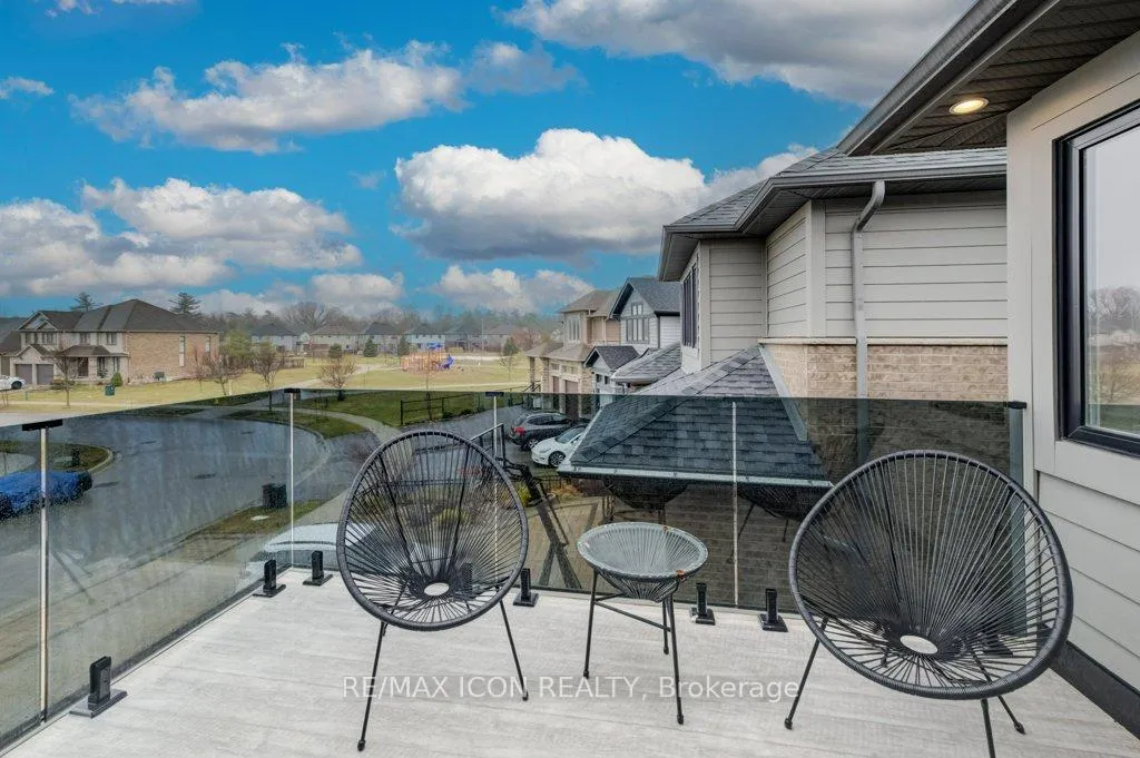 Photo 22 of 204 Carriage Way, Waterloo, University Downs — HOMEH