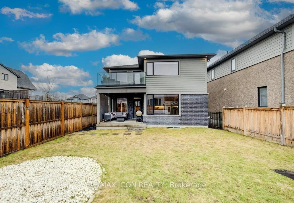 Photo 44 of 204 Carriage Way, Waterloo, University Downs — HOMEH