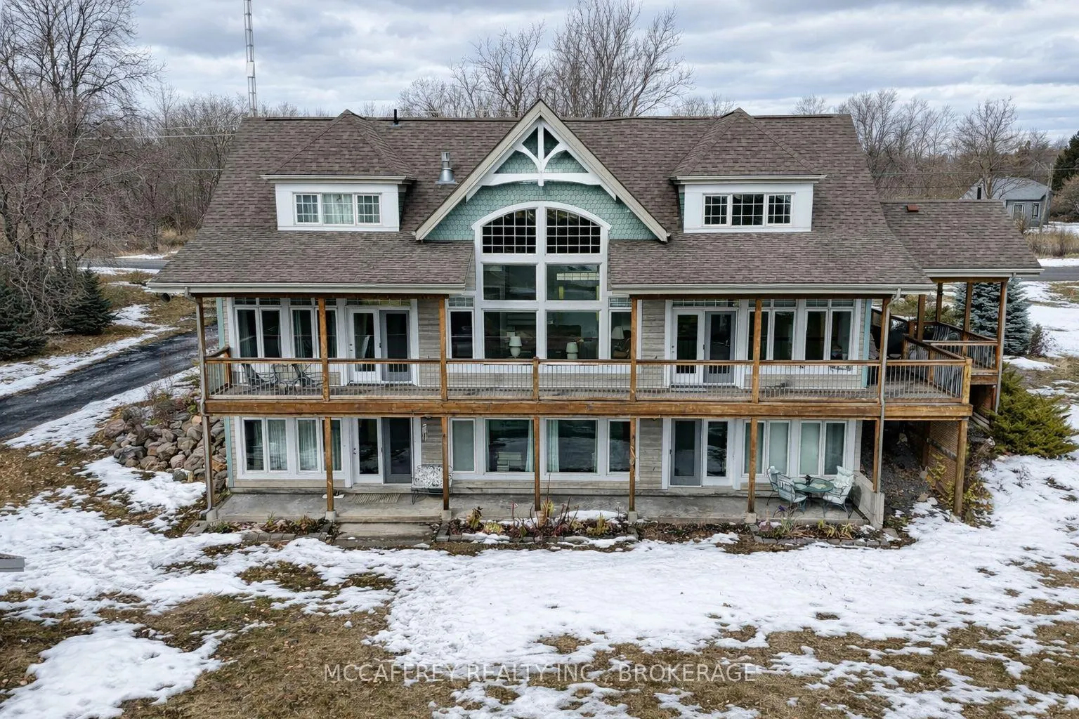 Front of 6019 County Road 9
