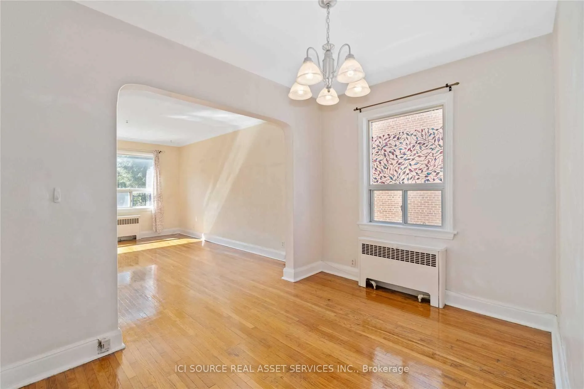 Photo 9 of Unit 2, 116 Eastwood Road, Toronto, Woodbine Corridor — HOMEH