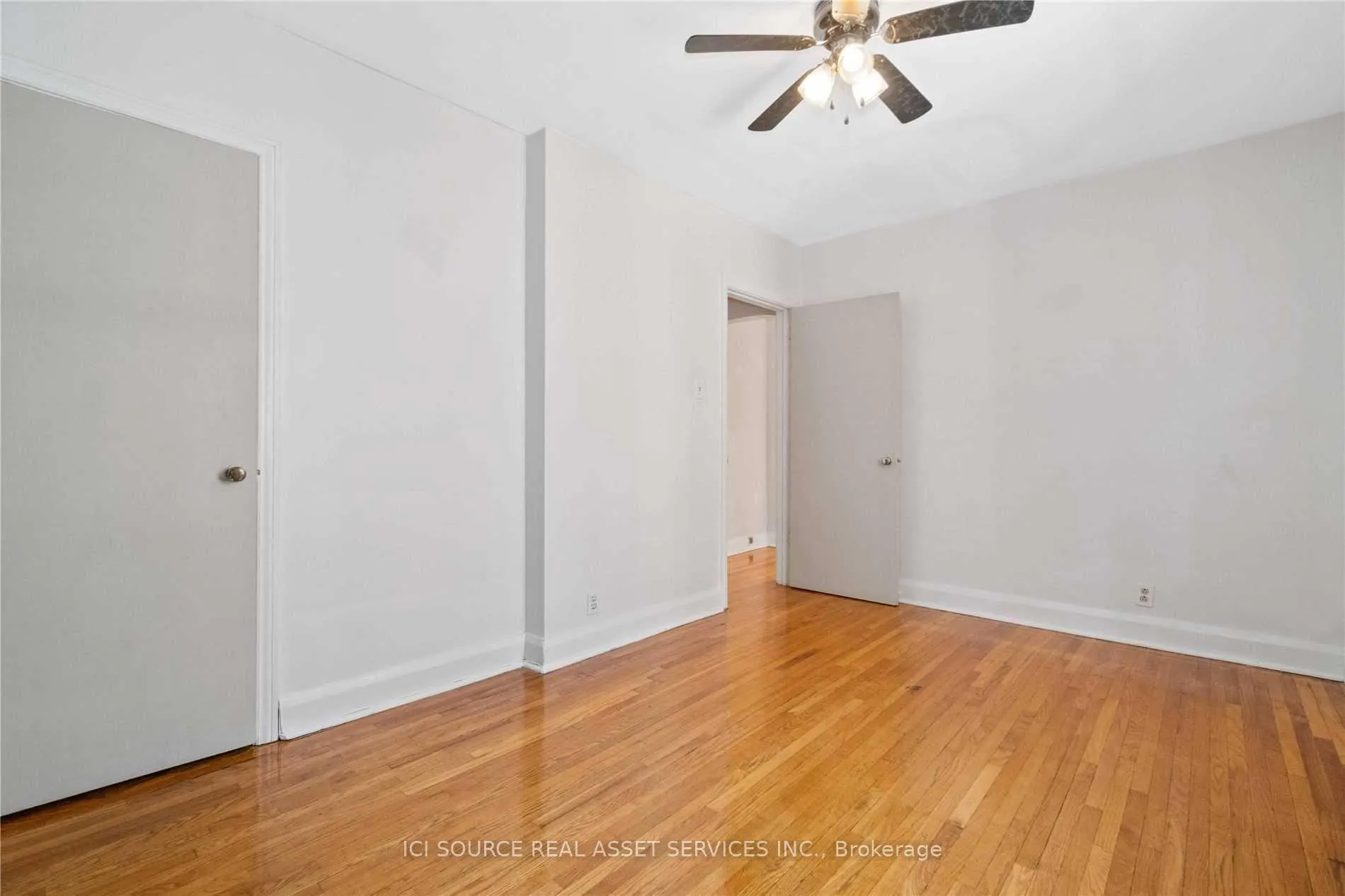 Photo 12 of Unit 2, 116 Eastwood Road, Toronto, Woodbine Corridor — HOMEH