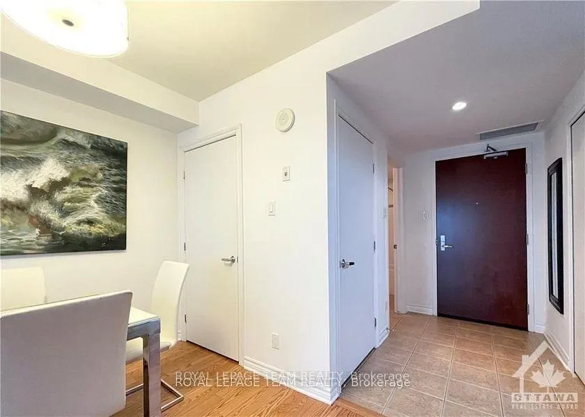 Photo 4 of Unit 2004A, 234 Rideau Street, Ottawa, Sandy Hill — HOMEH
