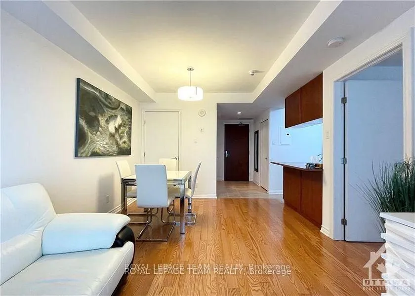Photo 5 of Unit 2004A, 234 Rideau Street, Ottawa, Sandy Hill — HOMEH