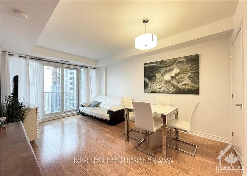 Photo 6 of Unit 2004A, 234 Rideau Street, Ottawa, Sandy Hill — HOMEH