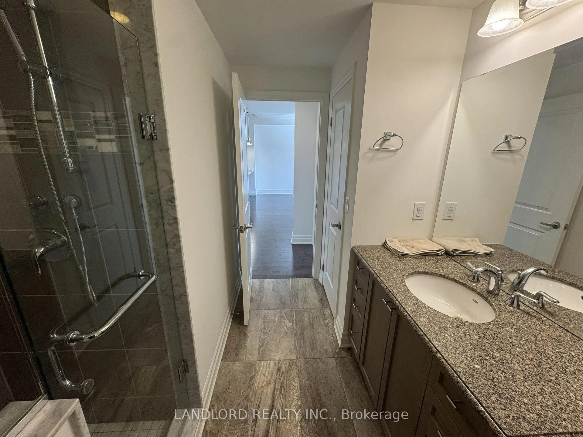 Photo 18 of Unit 312, 2300 Upper Middle Road W, Oakville, Glen Abbey — HOMEH