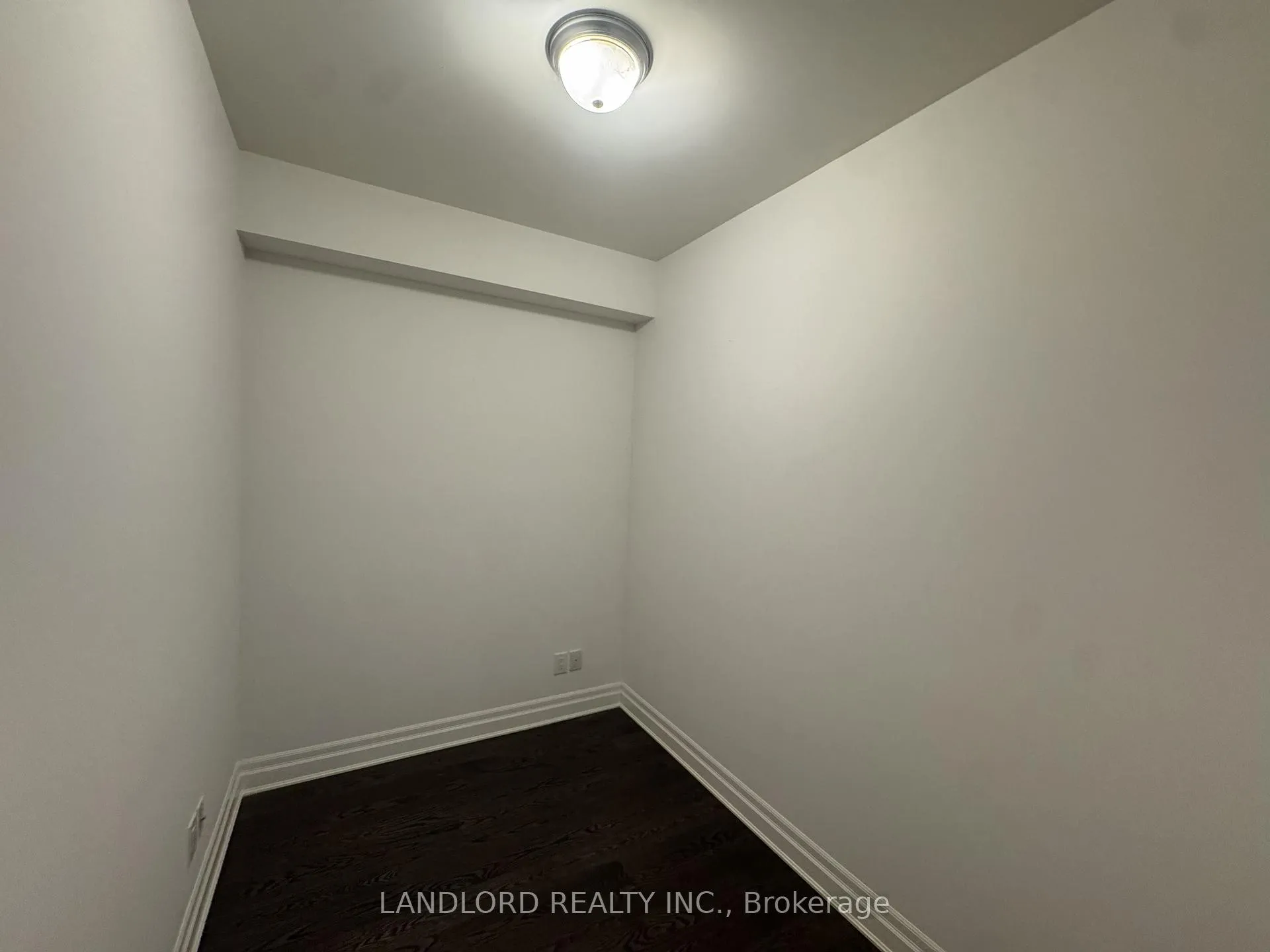Photo 21 of Unit 312, 2300 Upper Middle Road W, Oakville, Glen Abbey — HOMEH
