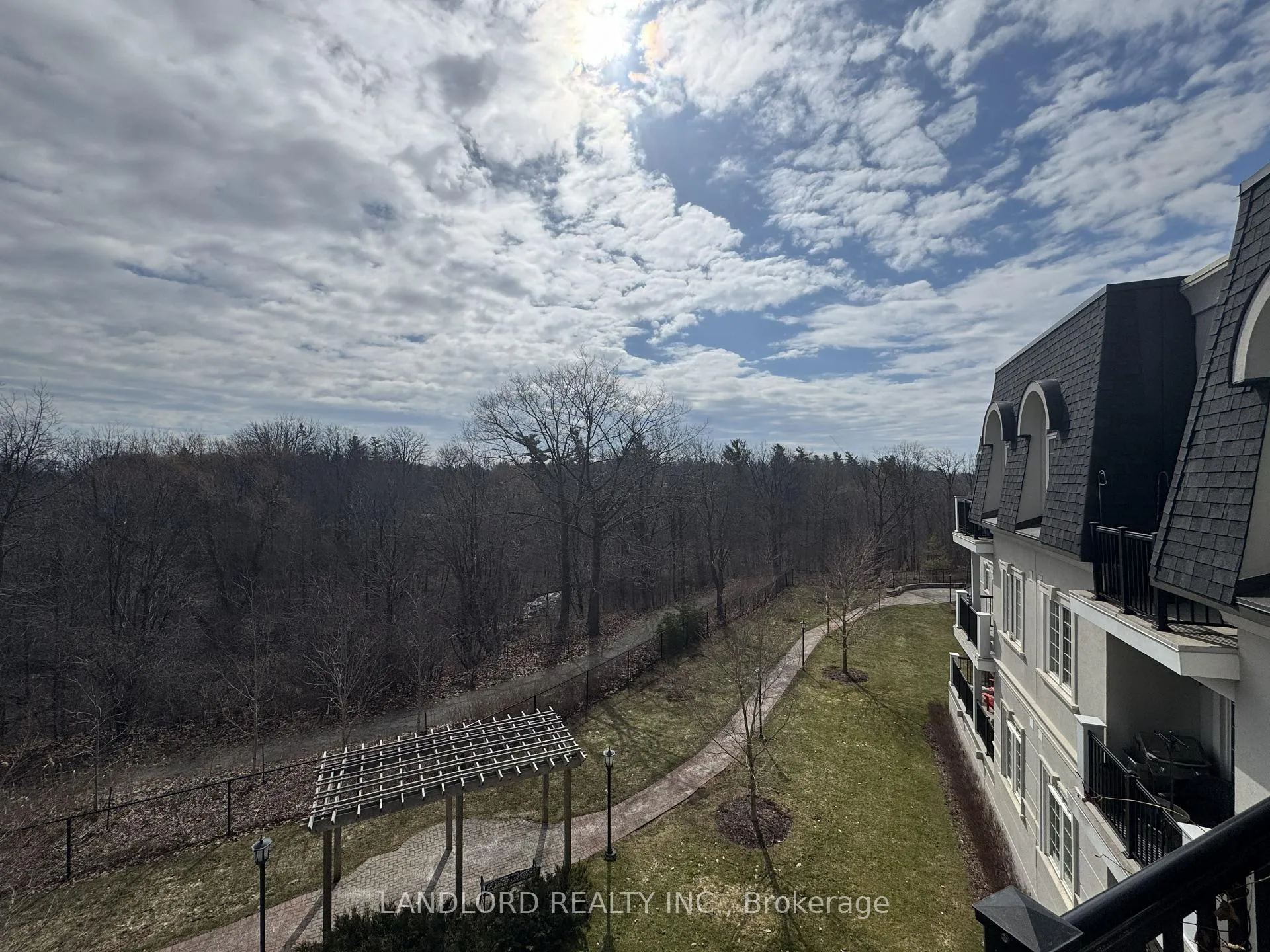 Photo 24 of Unit 312, 2300 Upper Middle Road W, Oakville, Glen Abbey — HOMEH