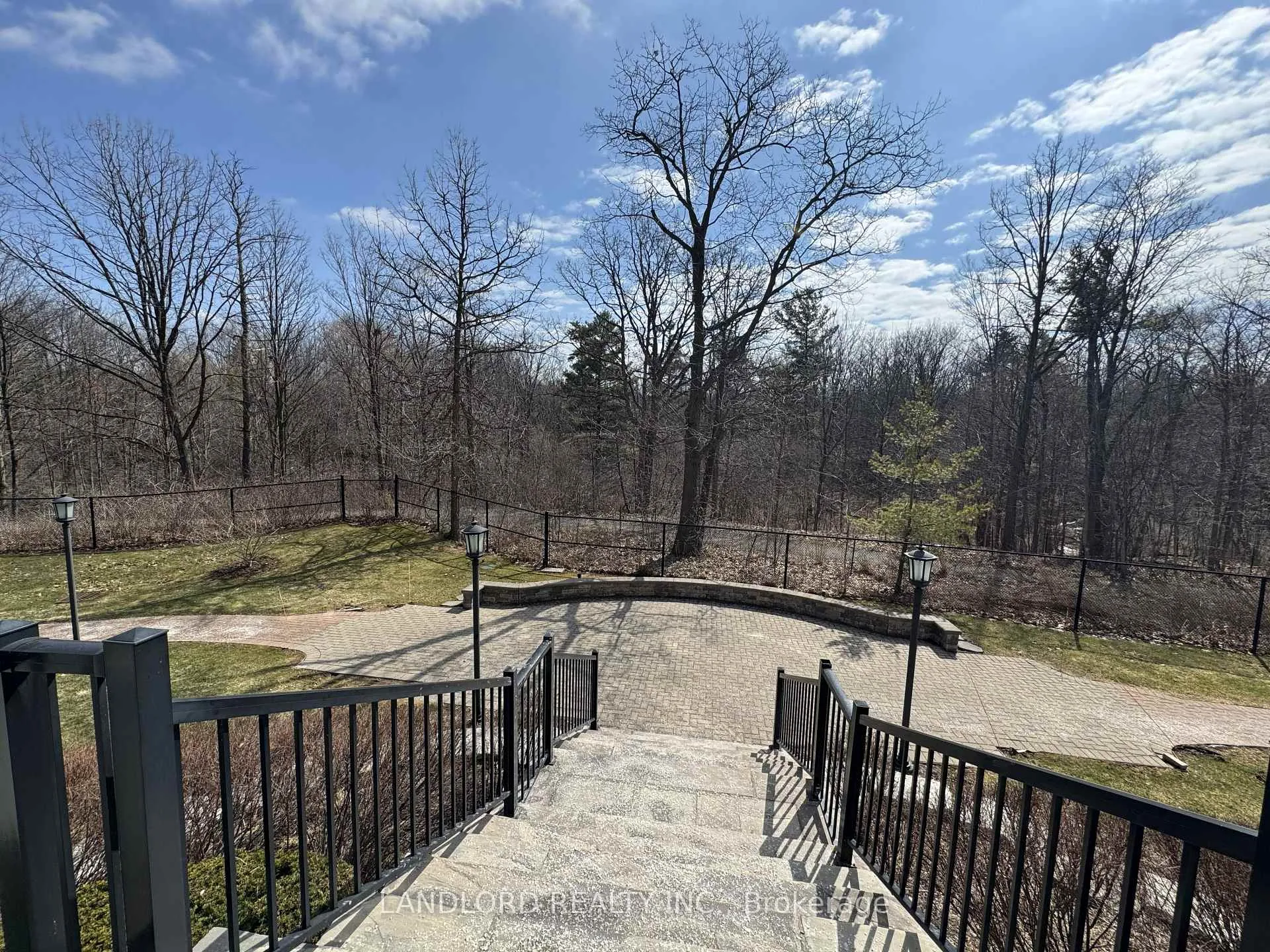 Photo 34 of Unit 312, 2300 Upper Middle Road W, Oakville, Glen Abbey — HOMEH