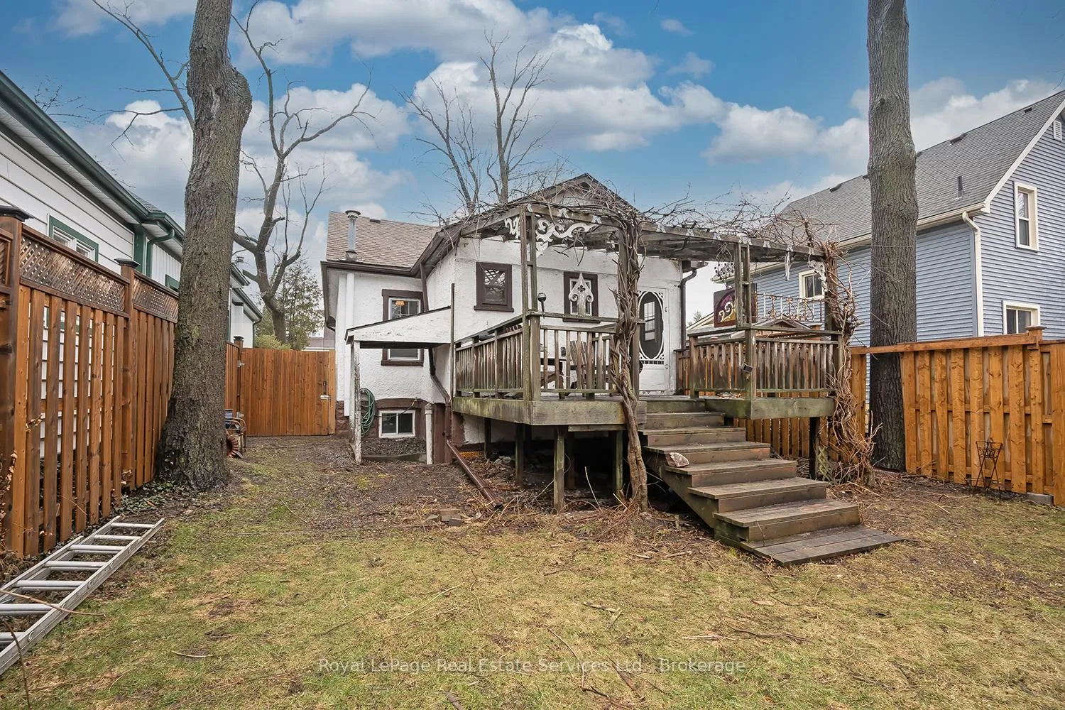 Photo 12 of 166 East 6th Street, Hamilton, Centremount — HOMEH