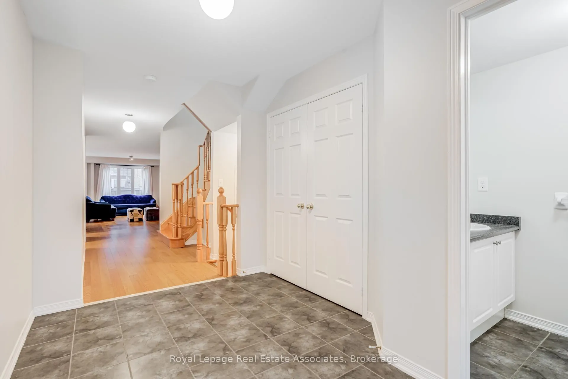 Photo 4 of 1315 Brandon Terrace, Milton, Dempsey — HOMEH