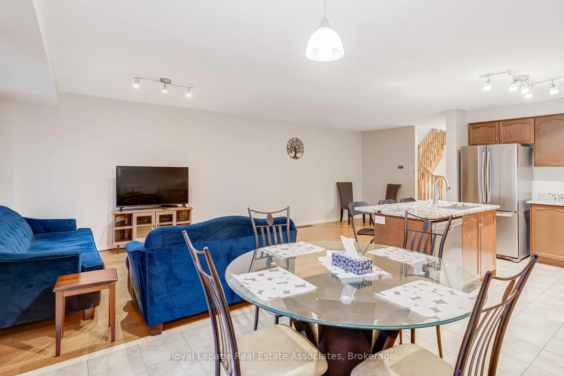 Photo 15 of 1315 Brandon Terrace, Milton, Dempsey — HOMEH