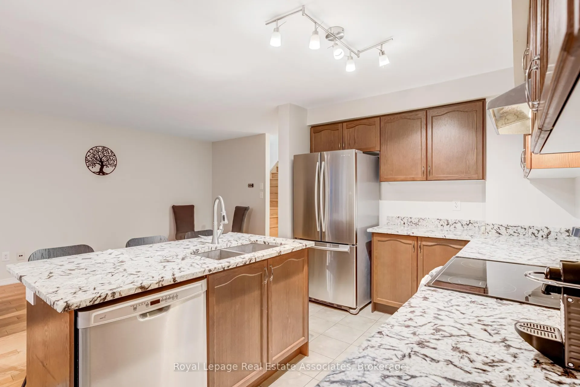 Photo 19 of 1315 Brandon Terrace, Milton, Dempsey — HOMEH