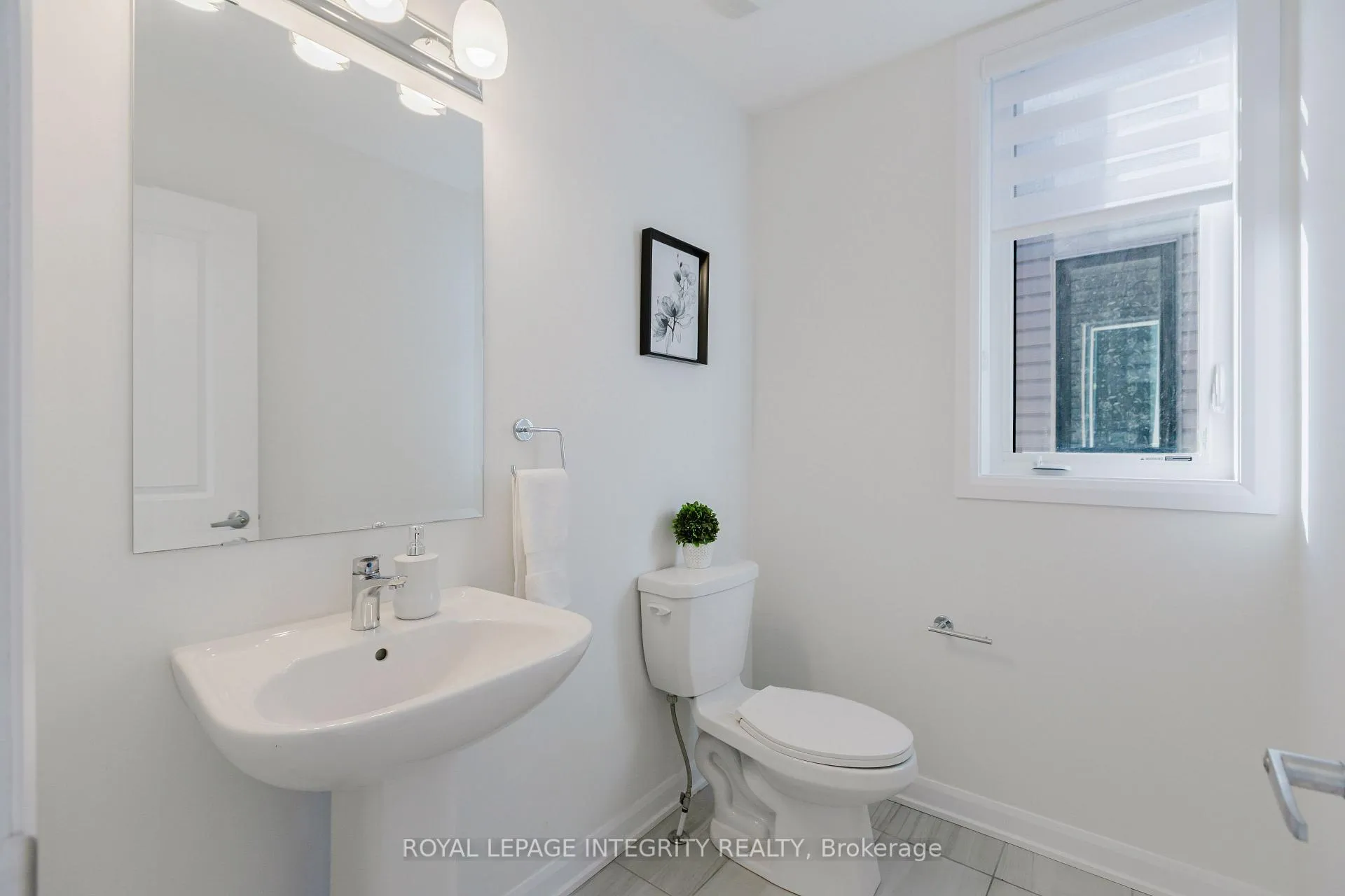 Photo 6 of 850 Cappamore Drive, Ottawa, Barrhaven - Half Moon Bay — HOMEH