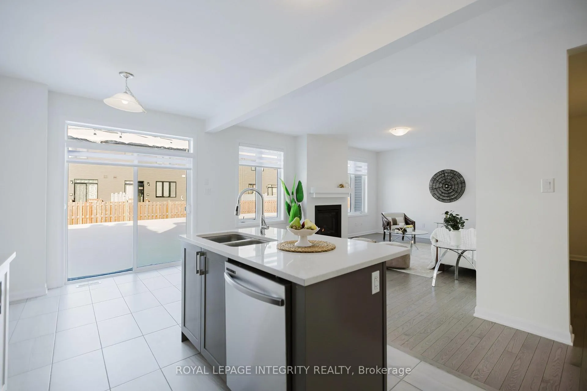 Photo 14 of 850 Cappamore Drive, Ottawa, Barrhaven - Half Moon Bay — HOMEH