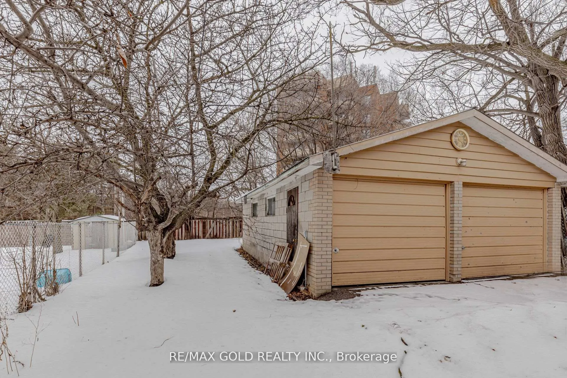 Photo 22 of 66 Corby Crescent, Brampton, Brampton South — HOMEH