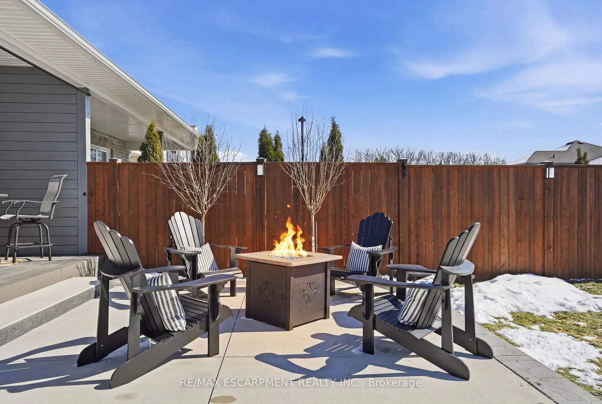 Photo 43 of 61A Haddington Street E, Haldimand — HOMEH