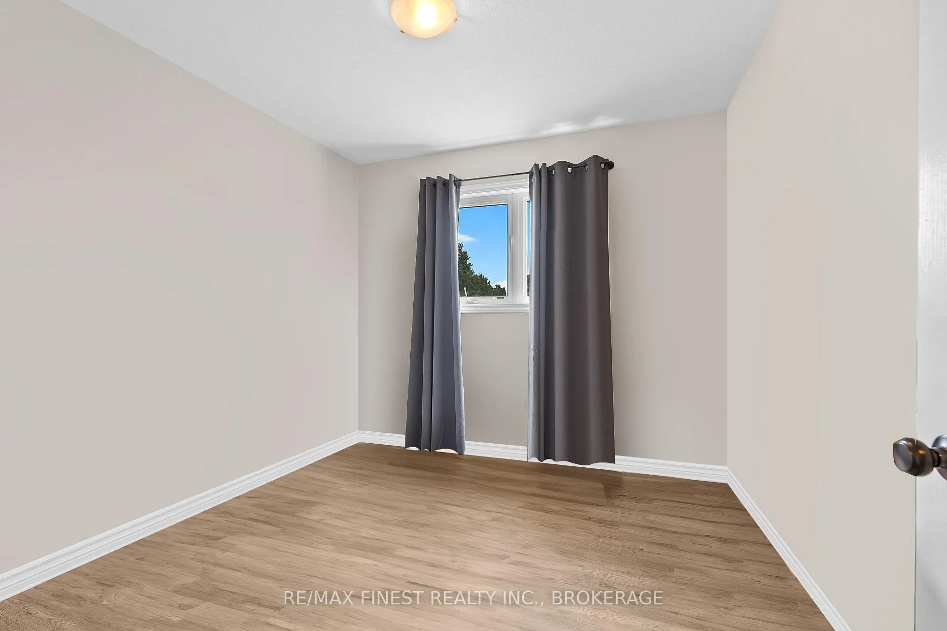 Photo 18 of 905 Blossom Street, Kingston, City Northwest — HOMEH