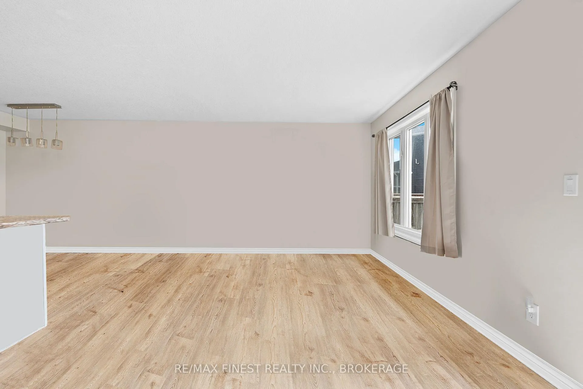 Photo 20 of 905 Blossom Street, Kingston, City Northwest — HOMEH