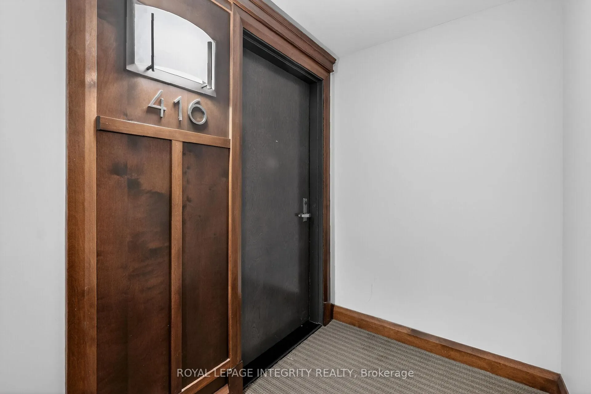 Photo 5 of Unit 416, 238 Besserer Street, Ottawa, Sandy Hill — HOMEH