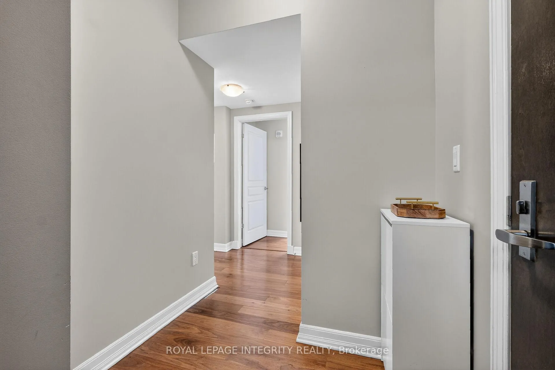 Photo 6 of Unit 416, 238 Besserer Street, Ottawa, Sandy Hill — HOMEH