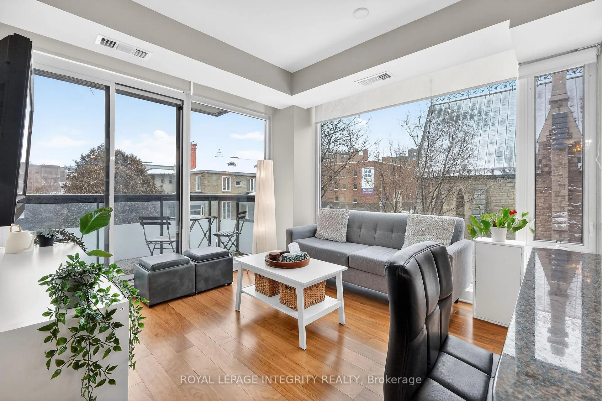 Photo 10 of Unit 416, 238 Besserer Street, Ottawa, Sandy Hill — HOMEH