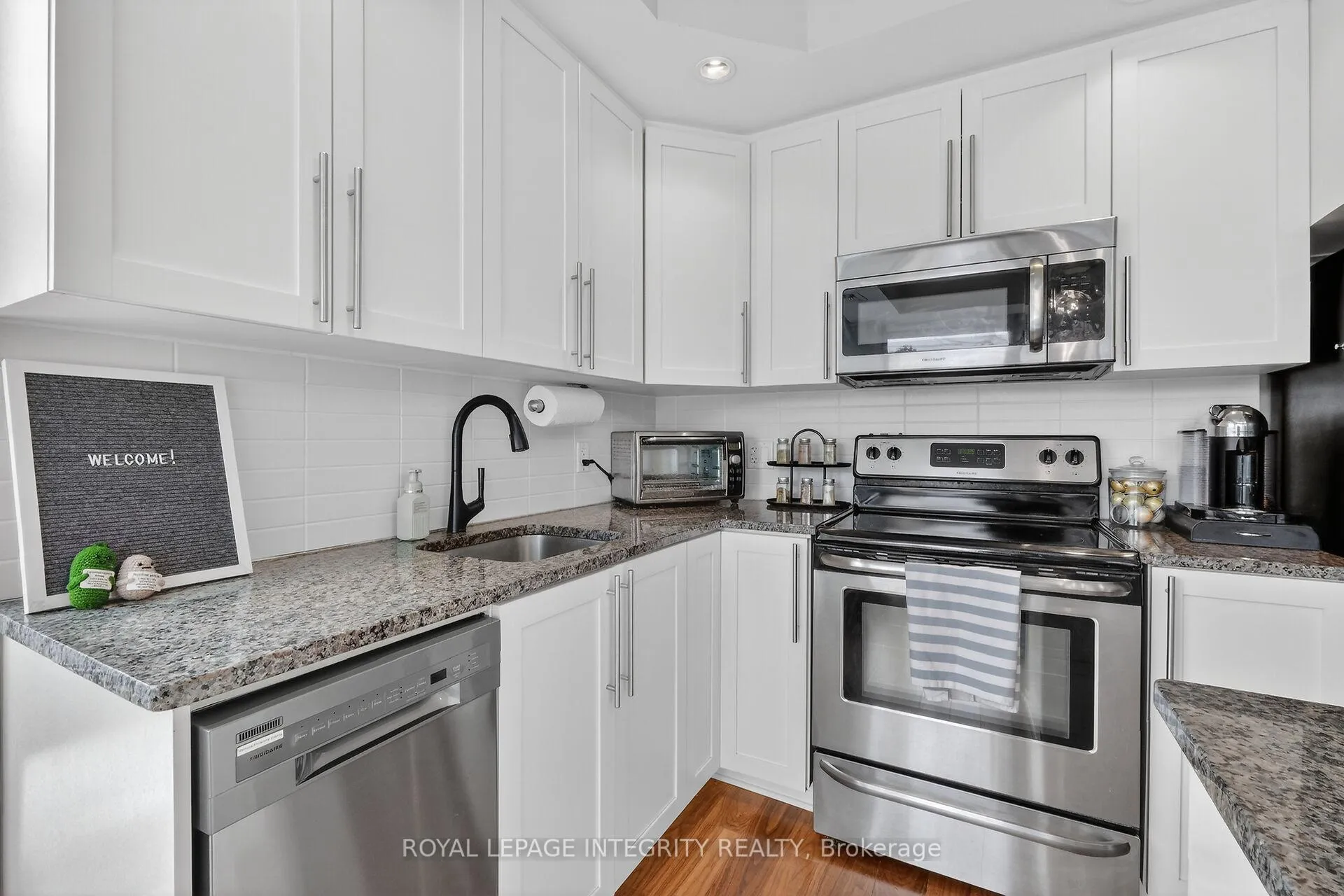 Photo 16 of Unit 416, 238 Besserer Street, Ottawa, Sandy Hill — HOMEH