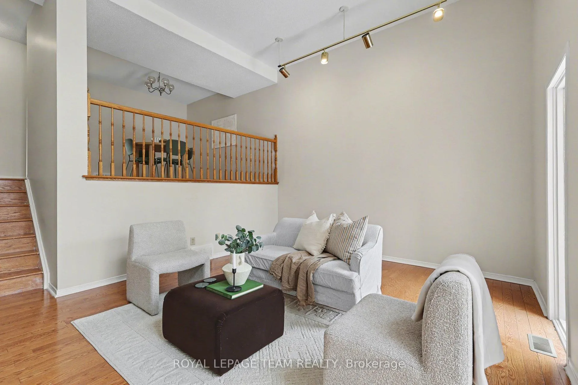 Photo 7 of 1453 Waltham Street, Ottawa, Sawmill Creek/Timbermill — HOMEH