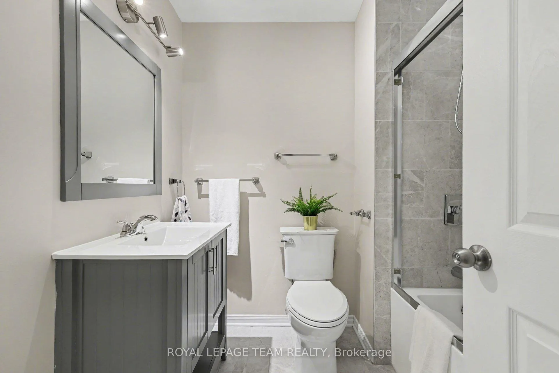 Photo 18 of 1453 Waltham Street, Ottawa, Sawmill Creek/Timbermill — HOMEH