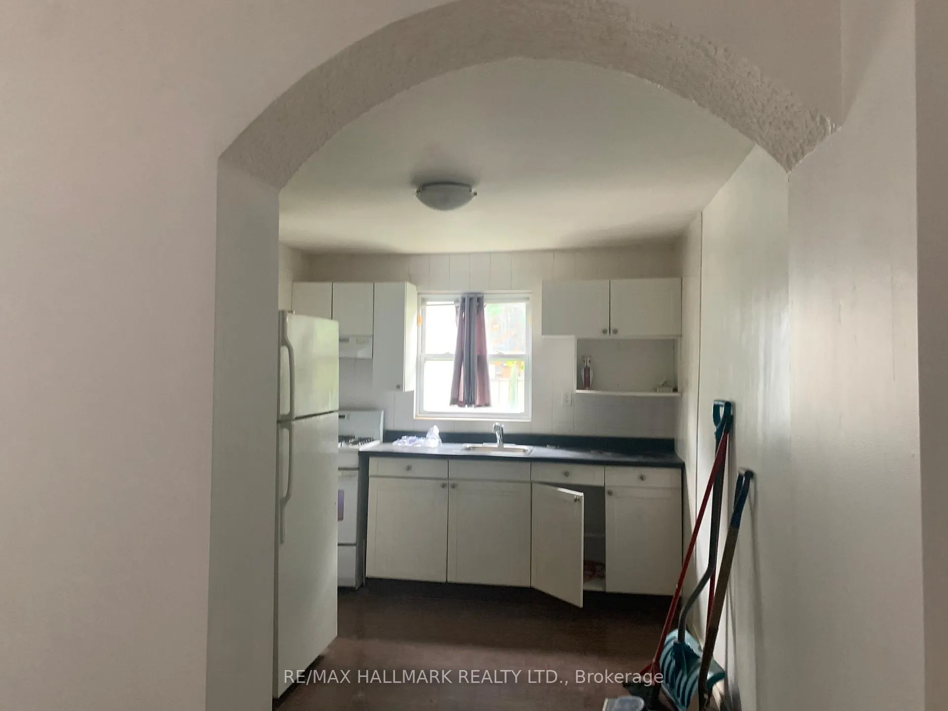 Photo 12 of 295 Old Weston Road, Toronto, Weston-Pellam Park — HOMEH
