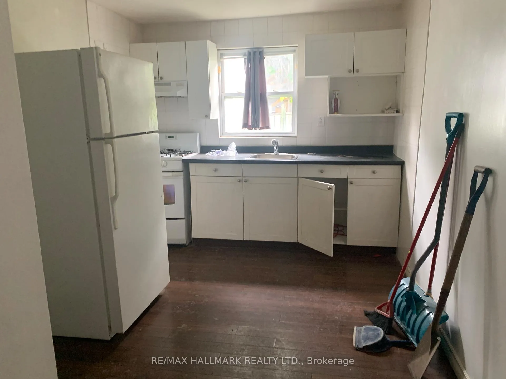 Photo 13 of 295 Old Weston Road, Toronto, Weston-Pellam Park — HOMEH