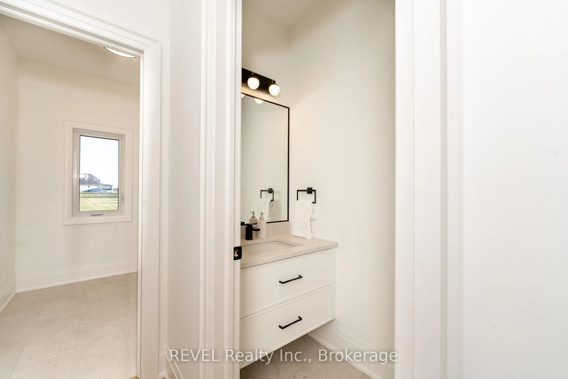 Photo 17 of 39 Anchor Road, Thorold, Allanburg/Thorold South — HOMEH