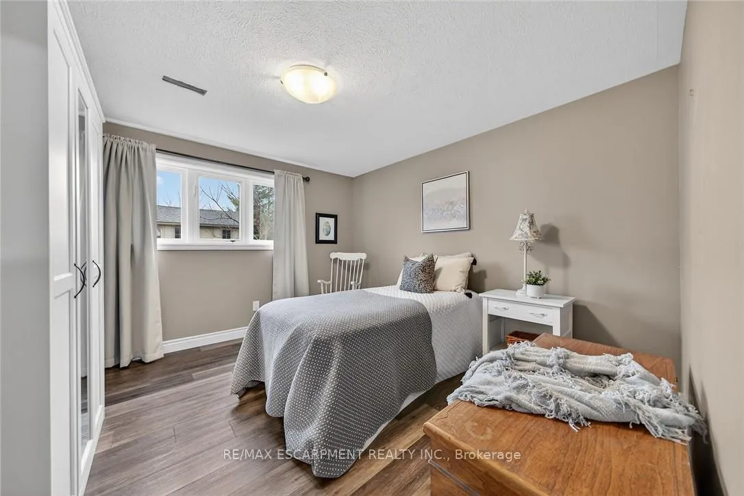 Photo 37 of 18 Homer Street, Norfolk, Port Dover — HOMEH
