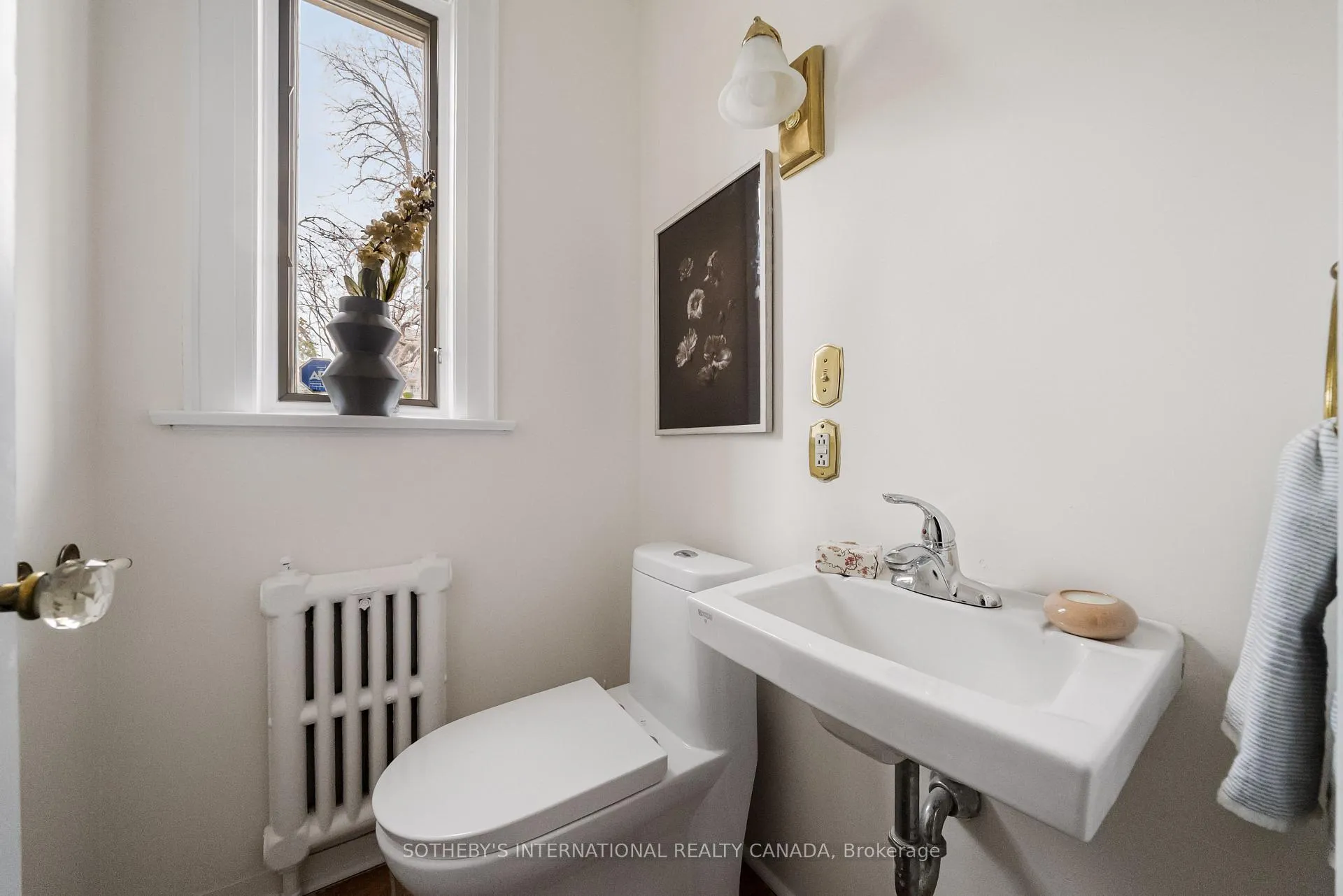 Photo 26 of 95 Highbourne Road, Toronto, Yonge-Eglinton — HOMEH