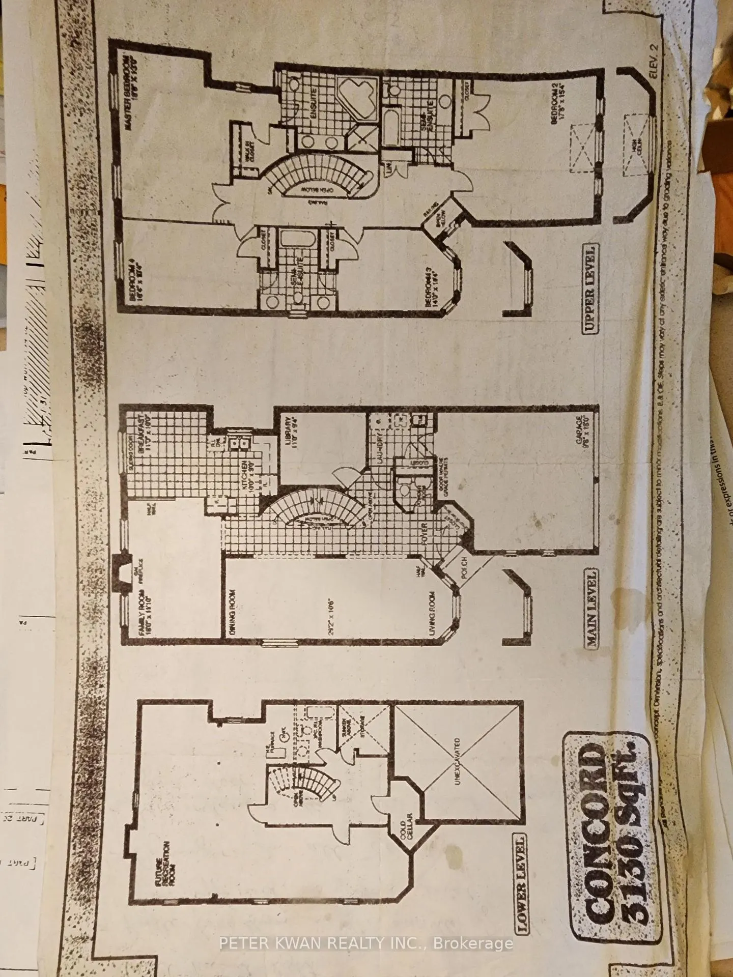 Photo 3 of 231 Pinewood Drive, Vaughan, Crestwood-Springfarm-Yorkhill — HOMEH