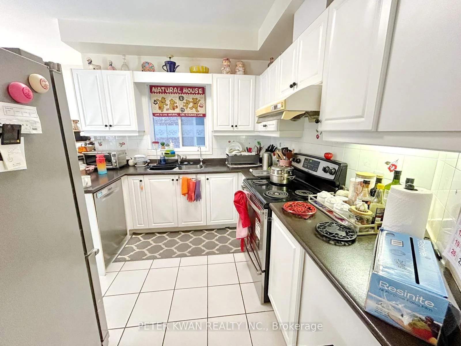 Photo 12 of 231 Pinewood Drive, Vaughan, Crestwood-Springfarm-Yorkhill — HOMEH