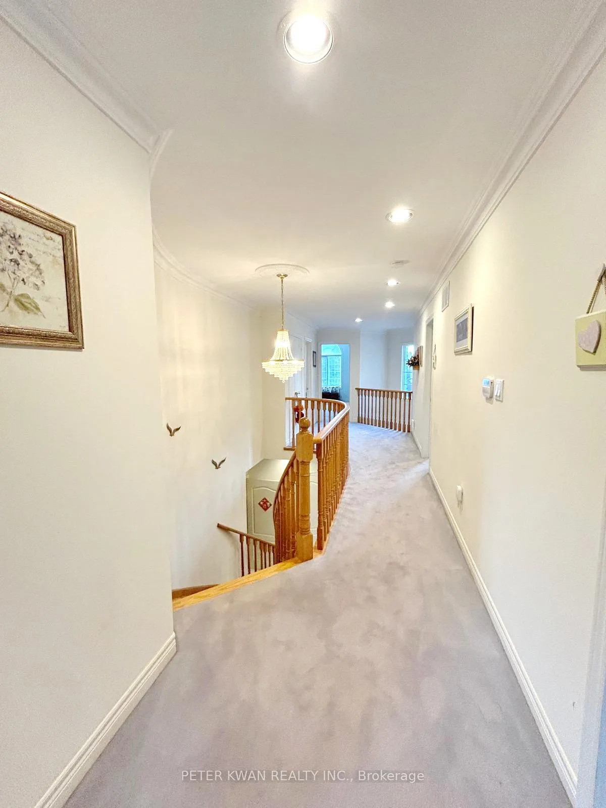 Photo 29 of 231 Pinewood Drive, Vaughan, Crestwood-Springfarm-Yorkhill — HOMEH