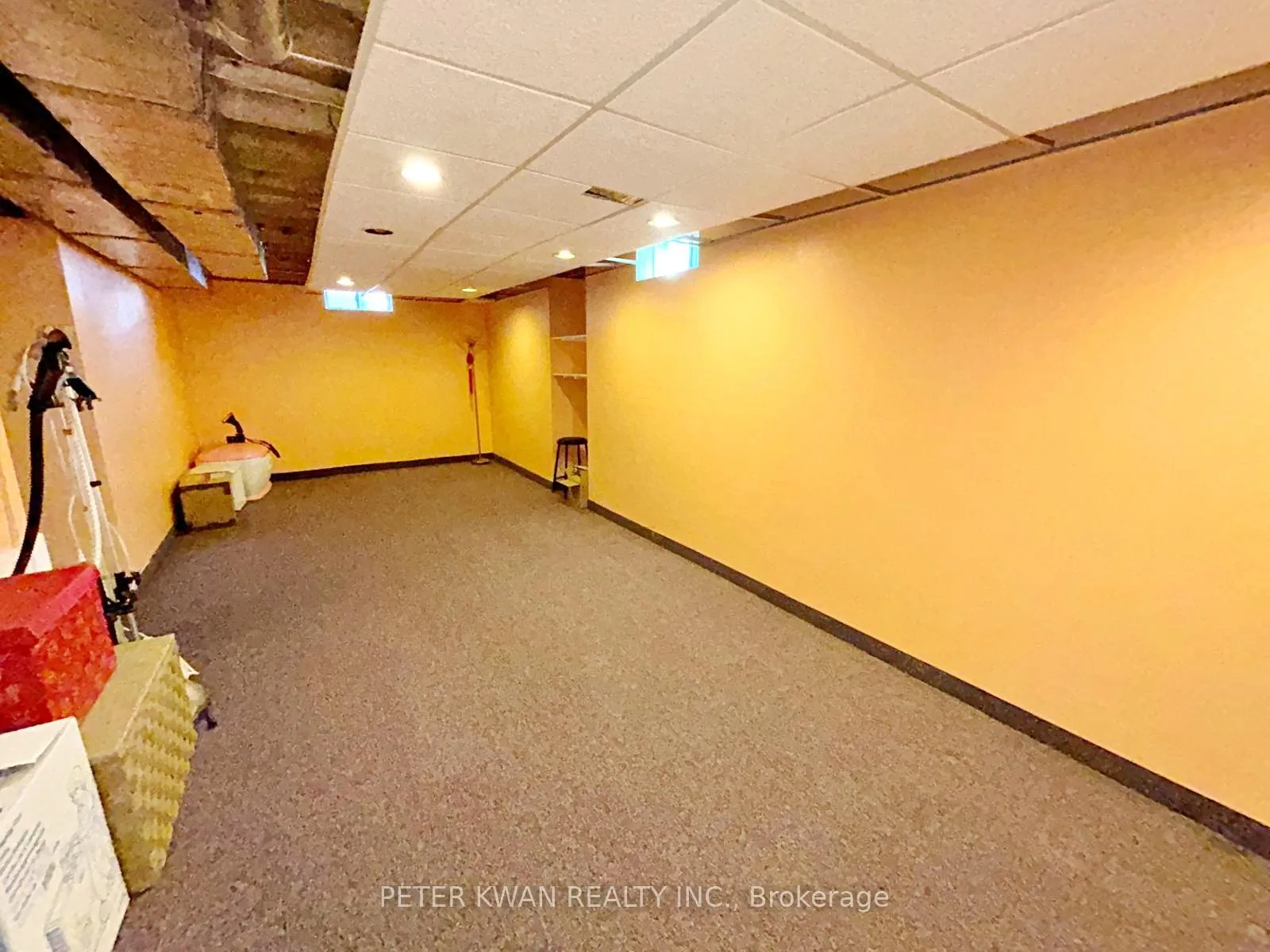 Photo 36 of 231 Pinewood Drive, Vaughan, Crestwood-Springfarm-Yorkhill — HOMEH