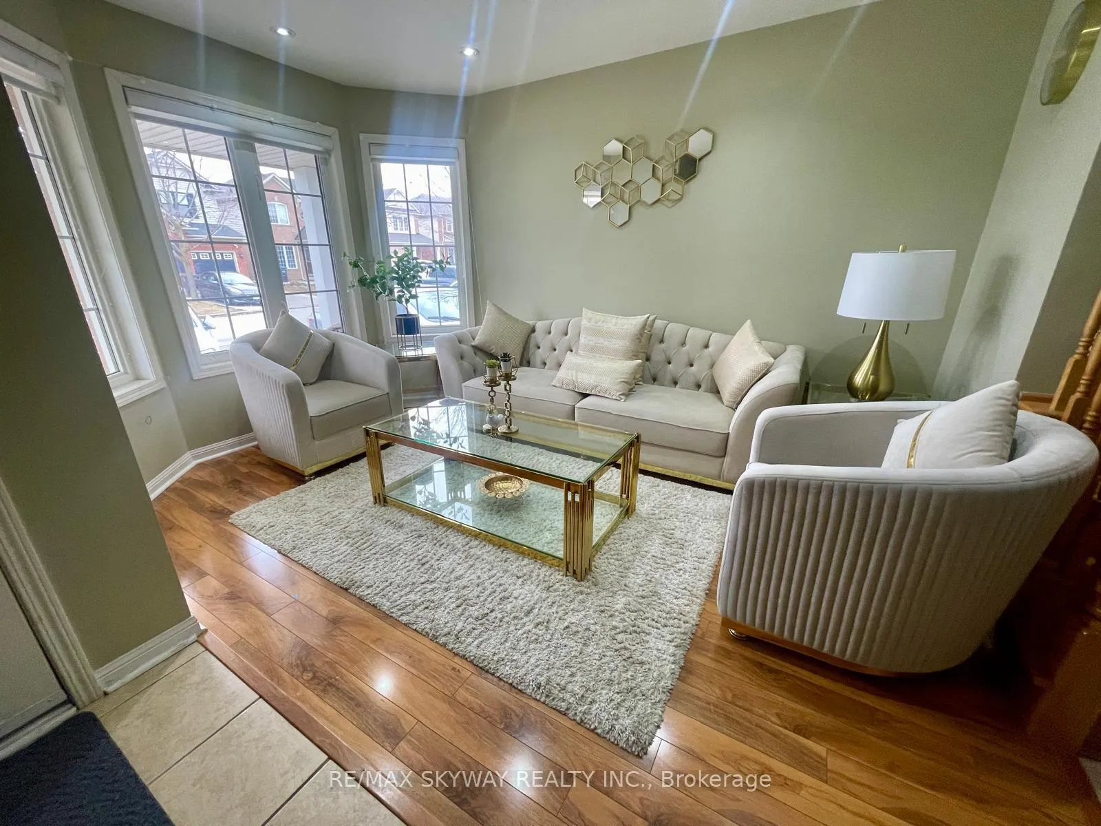 Photo 9 of 90 Sweetwood Circle, Brampton, Fletcher's Meadow — HOMEH
