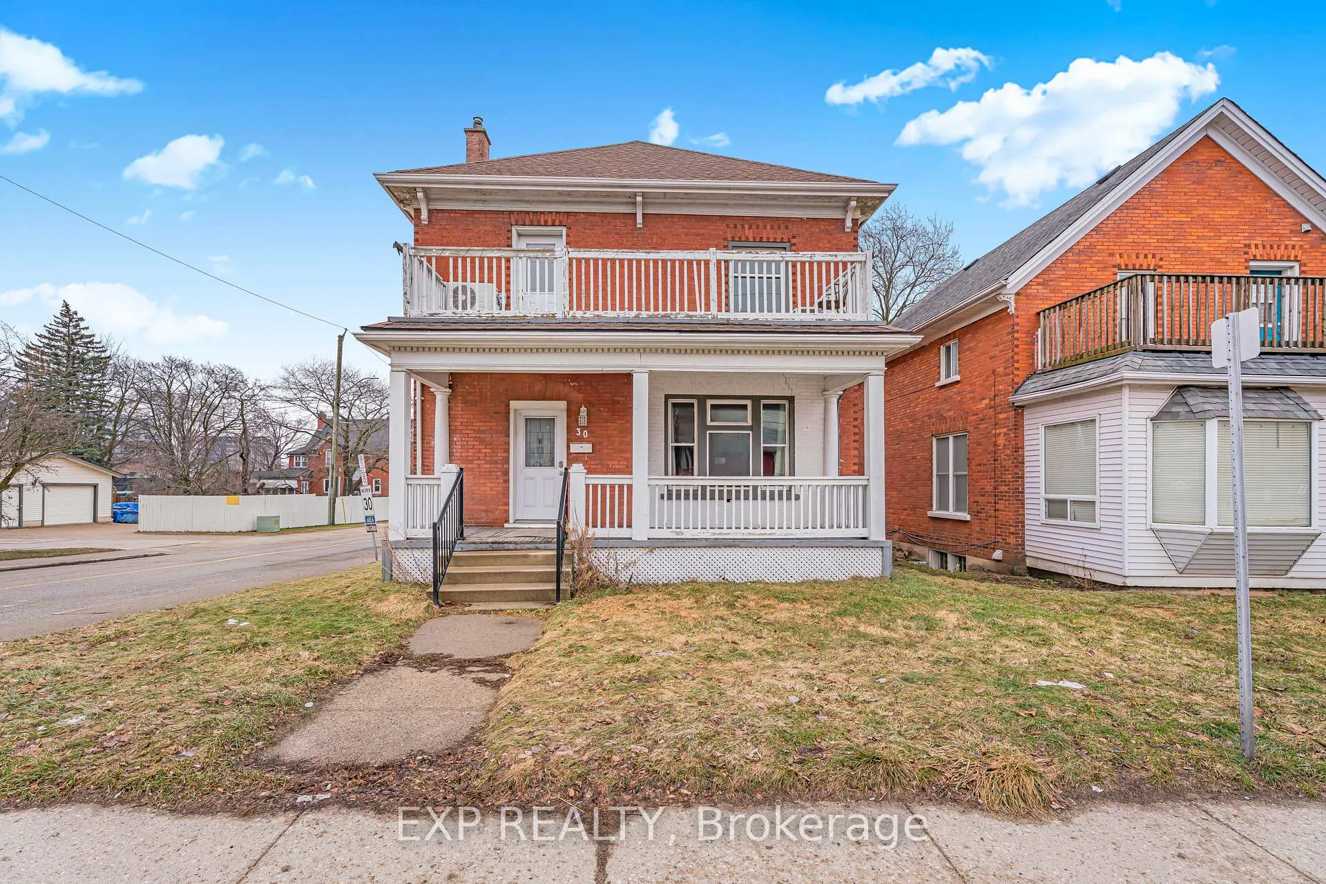 Photo 2 of 30 Regina Street N, Waterloo — HOMEH