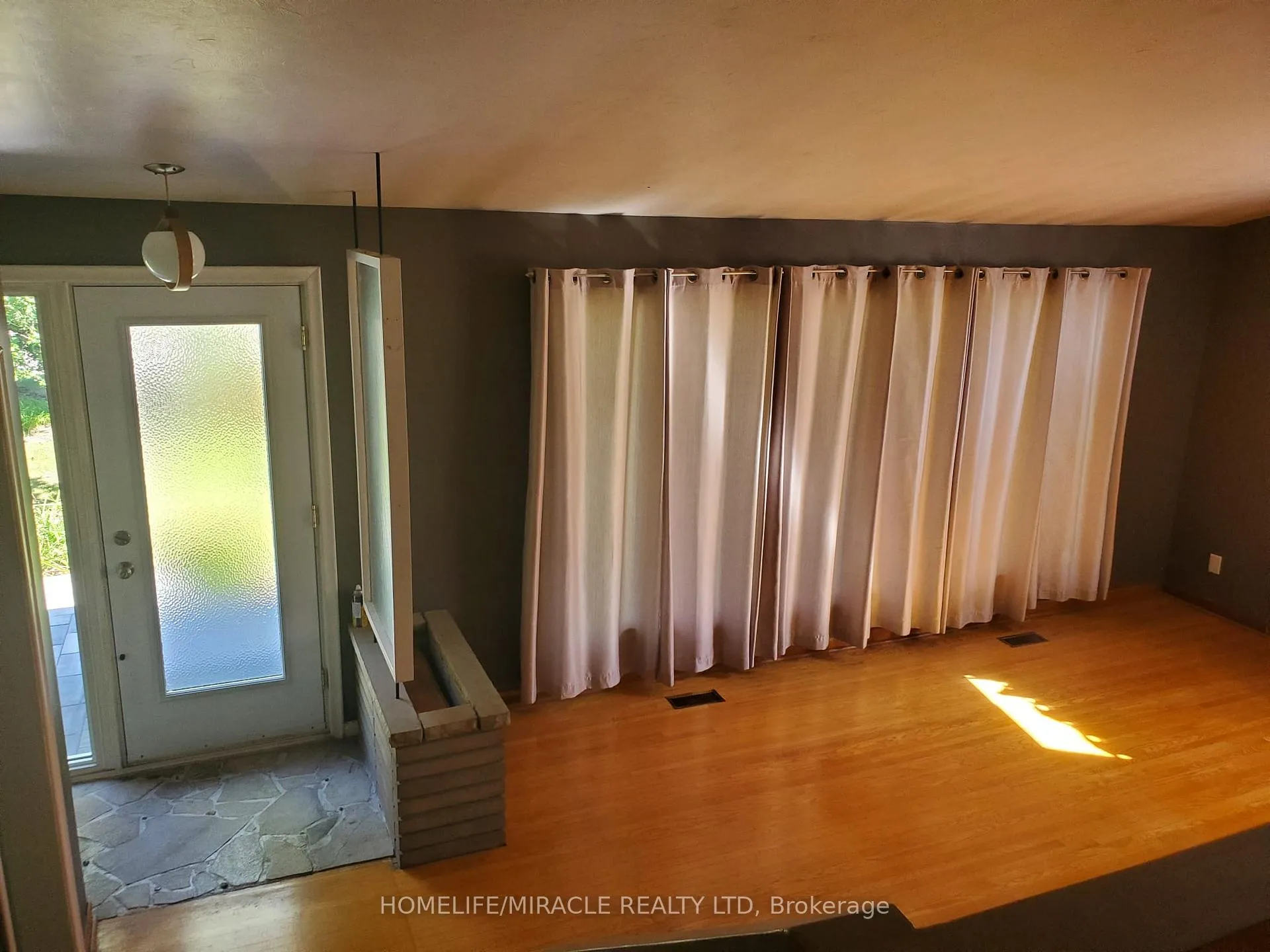 Photo 3 of 22 Duffin Street, Ajax, Central West — HOMEH